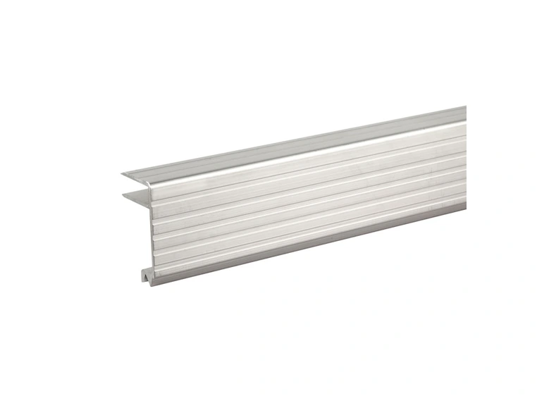 Adam Hall Hardware 6146 - Aluminium Lidmaker for 7 mm panel *Pris pr meter 